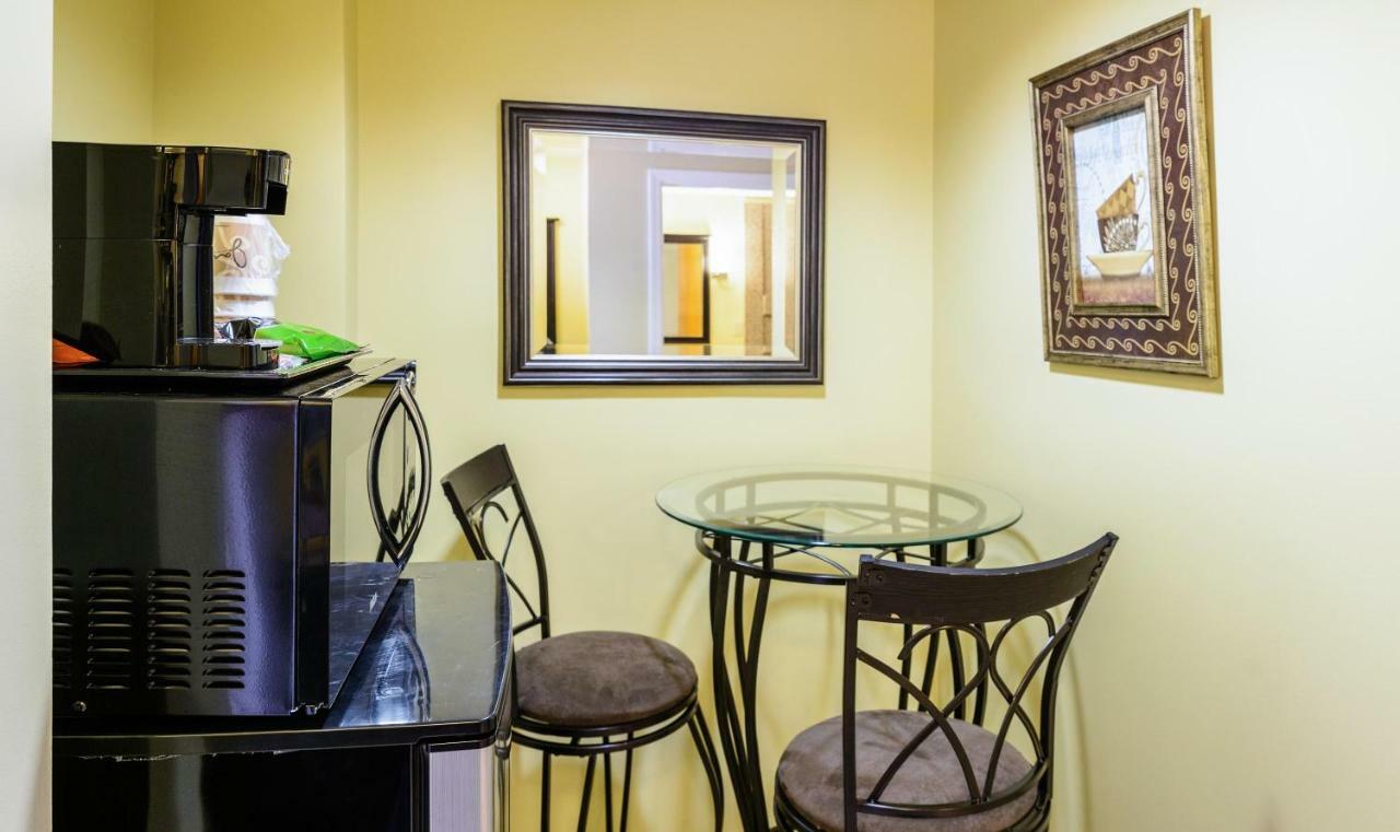 Asbury Inn & Suites Wilmore Exteriör bild